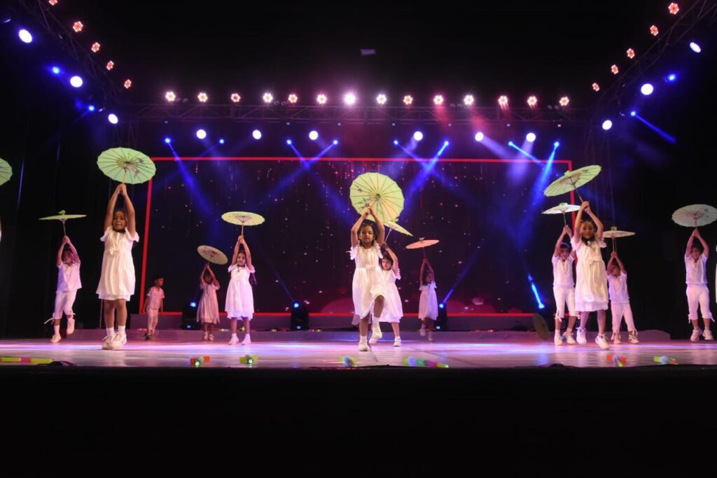 Sangvi Dance Centre organised its 10th Annual show Sangvi Moments 2023 at Kala Mandir, Kolkata.