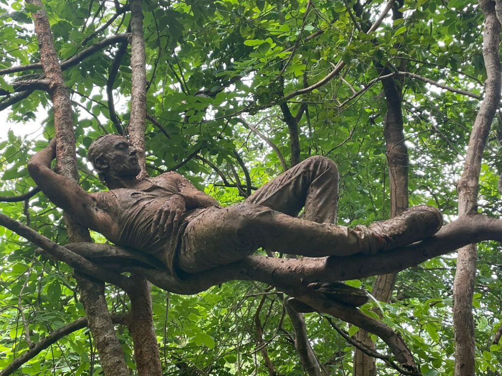 অর্ণব রিঙ্গো ব্যানার্জির পরিচালনা ও ঐন্দ্রিলা ব্যানার্জির প্রযোজনায় ক্লিক OTT platform এর আগামী ওয়েব সিরিজ এর প্রথম ঝলক।