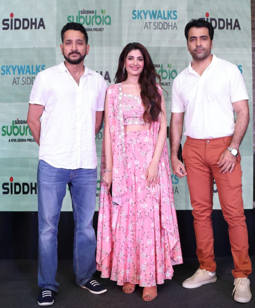 Siddha Suburbia Hosts The Star Cast Of “Biye Bibhrat”