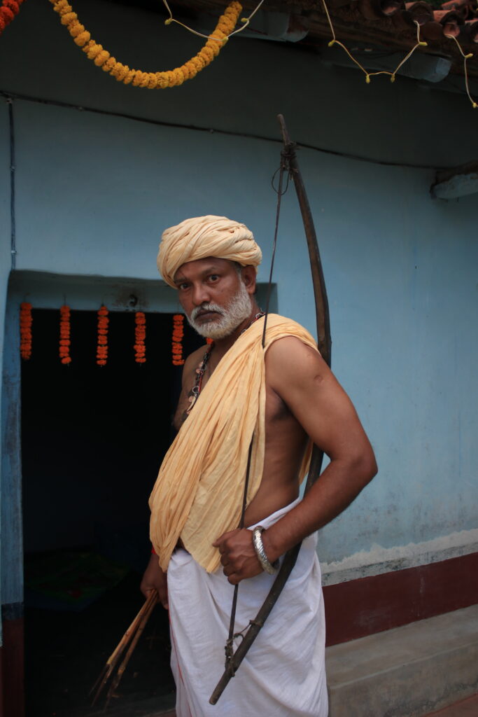 অর্ণব রিঙ্গো ব্যানার্জির পরিচালনা , ঐন্দ্রিলা ব্যানার্জি দ্বারা প্রযোজিত ও 'রিং এ বেল' এর যৌথ প্রযোজনায় - ক্লিক OTT platform এর আগামী ওয়েব সিরিজ - | পিলকুঞ্জ |