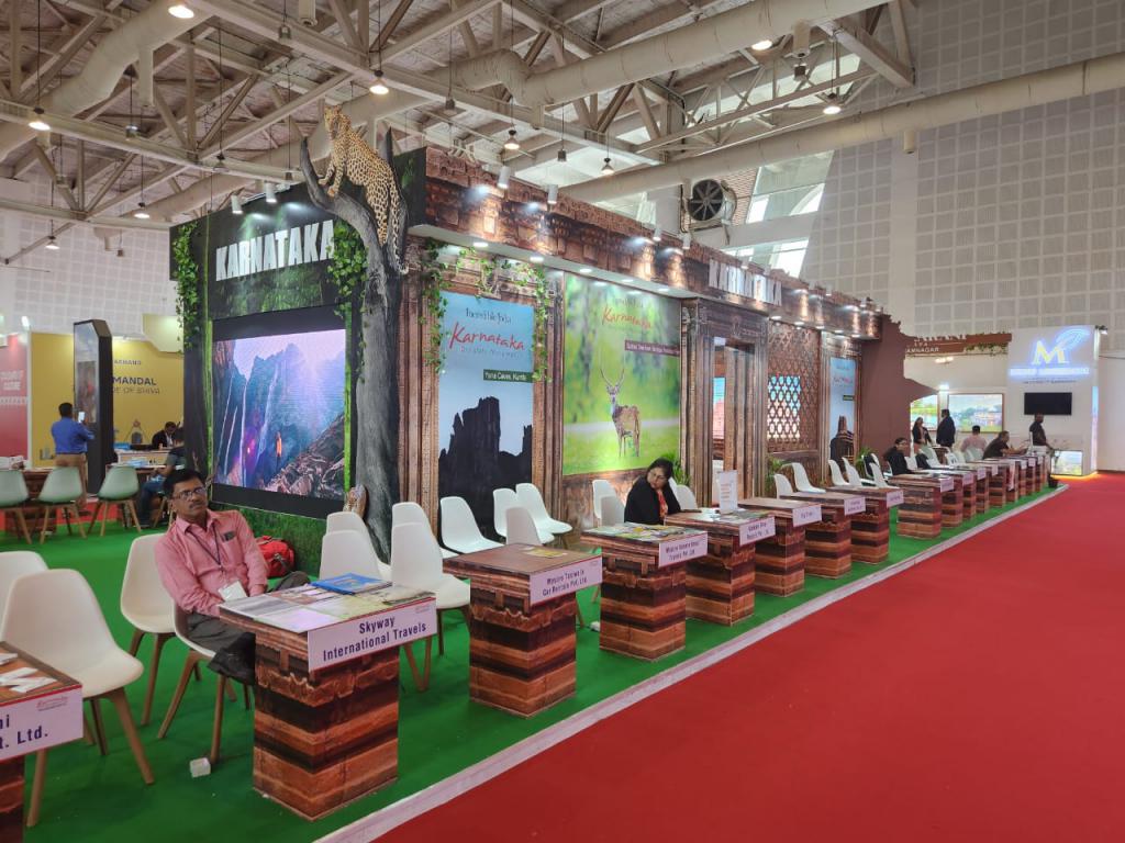 Karnataka Tourism Awarded the Best Stand for Design & Decoration at TTF Ahmedabad 2023