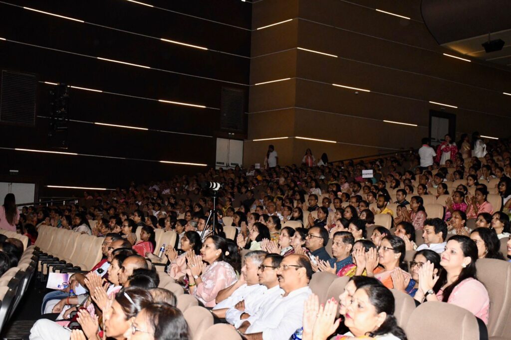 Hari Om Smiles presents Rubaru 2.0 by Monica Singhal
