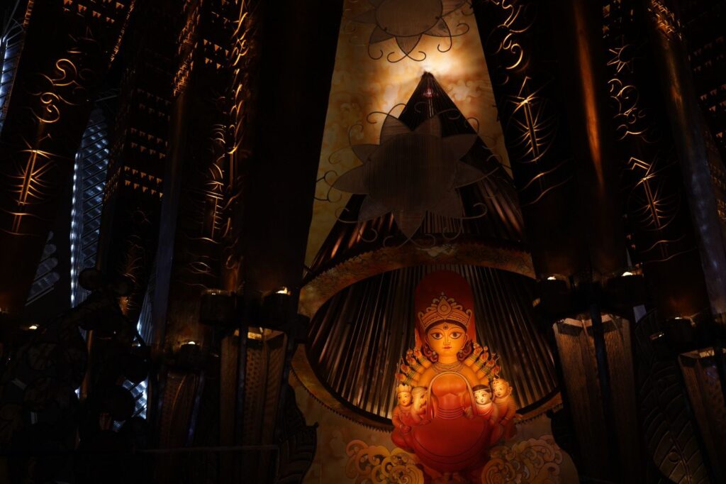 Inauguration ceremony of S B Park Sarbojanin Durgotsav celebrating 53rd Year with it's theme as “Elem Notun Deshe” came up with a unique attraction of Giant Agarbatti (incense sticks) of 6 feet height which will smould for 72 consecutive hours