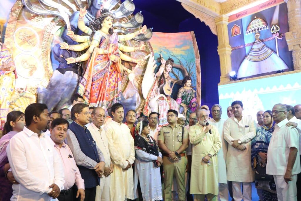 Mamata Banerjee virtually inaugurates Youth Association of Mohammad Ali Park Durga Puja with its theme Kedarnath Temple