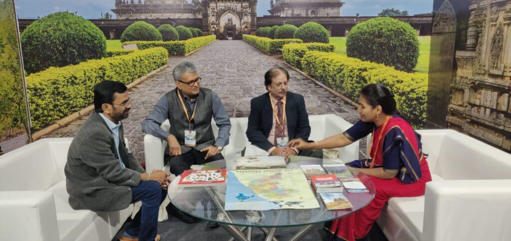 Karnataka Tourism Showcased its Rich Heritage at IITM Mumbai 2023