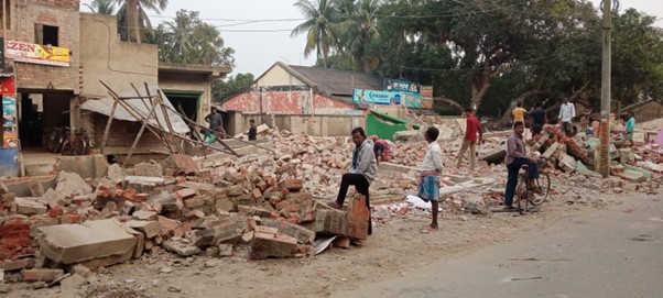 A SUCCESSFUL ENCROACHMENT DRIVE WAS CARRIED OUT IN HOWRAH DIVISION'S BELMURI STATION
