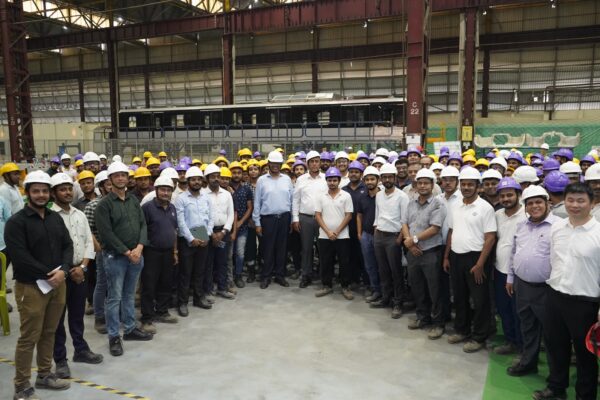 Shri Umesh Chowdhary, Managing Director, TRSL, Shri M. Maheshwar Rao, I.A.S, Managing Director, B.M.R.C.L, Shri Prithish Chowdhary, Dy. Managing Director, TRSL, Shri NM Dokhe, Director, Rolling Stock, Signaling & Electricals along with Titagarh Officials at the Passenger Rail Systems Unit, Uttarpara.