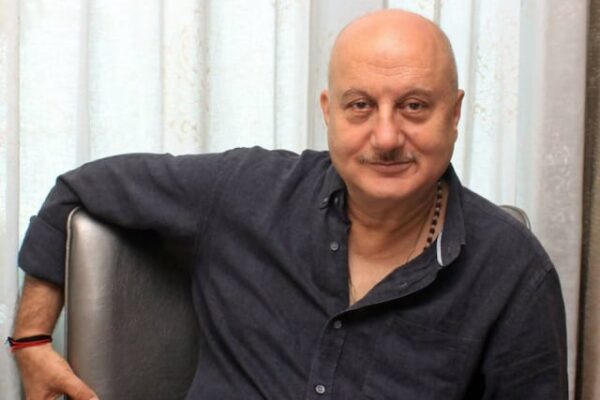 Anupam Kher Robbery Case: Mumbai Police Arrest 2 Men for Stealing Cash, Film Negatives from Actor’s Office Anupam Kher is an Indian actor, director and producer who works predominantly in Hindi language films. He is one of the finest actors in Indian cinema and has played a variety of characters, including critically acclaimed, leading or supporting roles. He has received two national film awards and eight Filmfare awards. The government of India has also awarded him the Padma Shri in 2004 and the Padma Bhushan in 2016 for his contribution to Indian cinema Arts. He has been a part of movies like “ The Kashmir Files” “Kuch kuch hota hein” and “Hum Aapke Hein Kaun”, the actor will be next seen 'Tanvi The Great'. On June 20, 2024, Kher posted on X, sharing a video revealing that thieves had stolen a safe from the accounts office, along with the negatives of a film produced by his company. The actor has filed a police report (FIR) against the perpetrators. An excerpt from Kher's tweet reads in Hindi."Two thieves were involved in the crime. They broke through two doors and stole a safe from the accounts department, which they could not open. They also took the negatives of a film produced by the company, which were kept in a box," Kher shared in his post. Kher further mentioned that his office promptly filed a First Information Report(FIR), expressing confidence in the police's assurance of capturing the culprits soon."Our office has got an FIR done and police have assured thieves will be caught very soon," he affirmed.CCTV footage from the scene depicted the thieves fleeing in an auto-rickshaw with the stolen items, providing crucial evidence to aid in their identification and subsequent apprehension. Now In a significant breakthrough, Mumbai's Oshiwara police apprehended two individuals suspected of robbing actor Anupam Kher's office located in Andheri West's Veera Desai road, the police said the individuals, identified as Majid Sheikh and Mohammad Daler Bahrim Khan, arrested from the Jogeshwari area of Mumbai. Both suspects are known serial thieves who operate across different parts of the city using auto-rickshaws to facilitate their crimes, said police. The robbery at Anupam Kher's office coincided with another theft in Mumbai's Vile Parle area on the same day, underscoring a spree of criminal activities in the city. In a separate incident at an office situated in Mumbai's Andheri Veera Desai area, the Amboli police registered a case against an unidentified perpetrator. The case has been filed under sections 454, 457, and 380 of the Indian Penal Code (IPC), pertaining to house-breaking and theft, as authorities initiate a thorough investigation into the matter. According to Mumbai police officials, the burglars forcibly entered Anupam Kher's office premises during the night, making away with cash and valuables amounting to approximately Rs. 4.15 lakh.