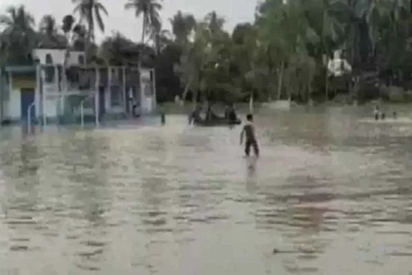 চরম সমস্যার সম্মুখীন পশ্চিম মেদিনীপুরের ঘাটাল বাসিন্দারা