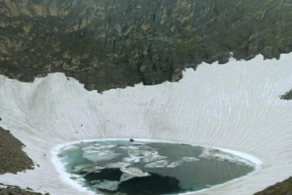 Roopkund Lake: The Cryptic Skeleton Lake of Uttarakhand