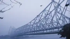 Clear morning sky over Howrah Bridge in Kolkata – Kolkata Weather Report