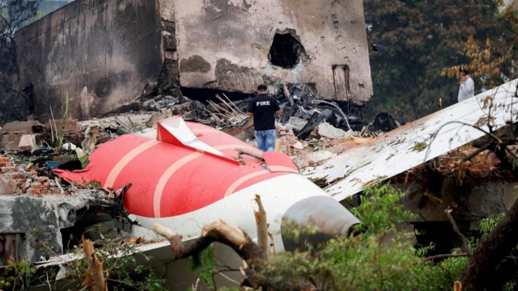 Investigators examining Air India crash site wreckage after engine shutdown report