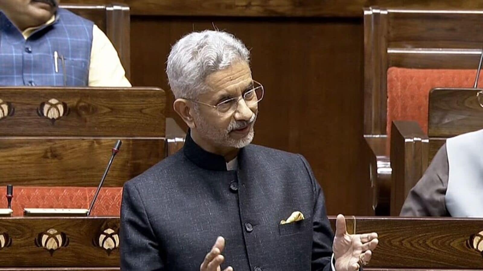 বিদেশমন্ত্রী এস. জয়শঙ্কর সংসদের বর্ষাকালীন অধিবেশনে বক্তব্য রাখছেন