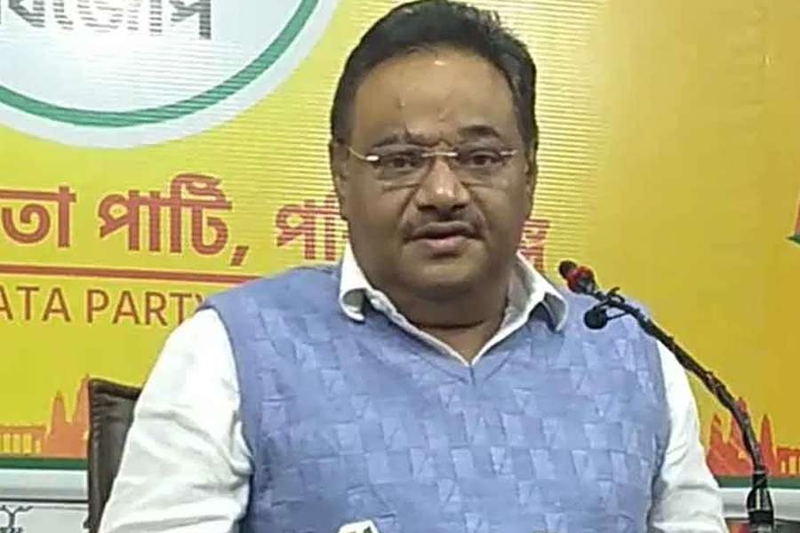 শমীক ভট্টাচার্যের বার্তা: ‘নো ভোট টু বিজেপি’ স্লোগানে তৃণমূলকে শক্তি জোগাবেন না বাম-কংগ্রেস