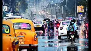 Gloomy Kolkata street scene.