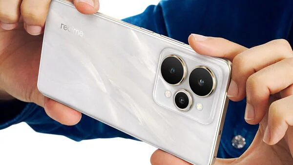 ভারতে লঞ্চ হওয়া Realme 15 Pro 5G এবং Realme 15 5G স্মার্টফোন
